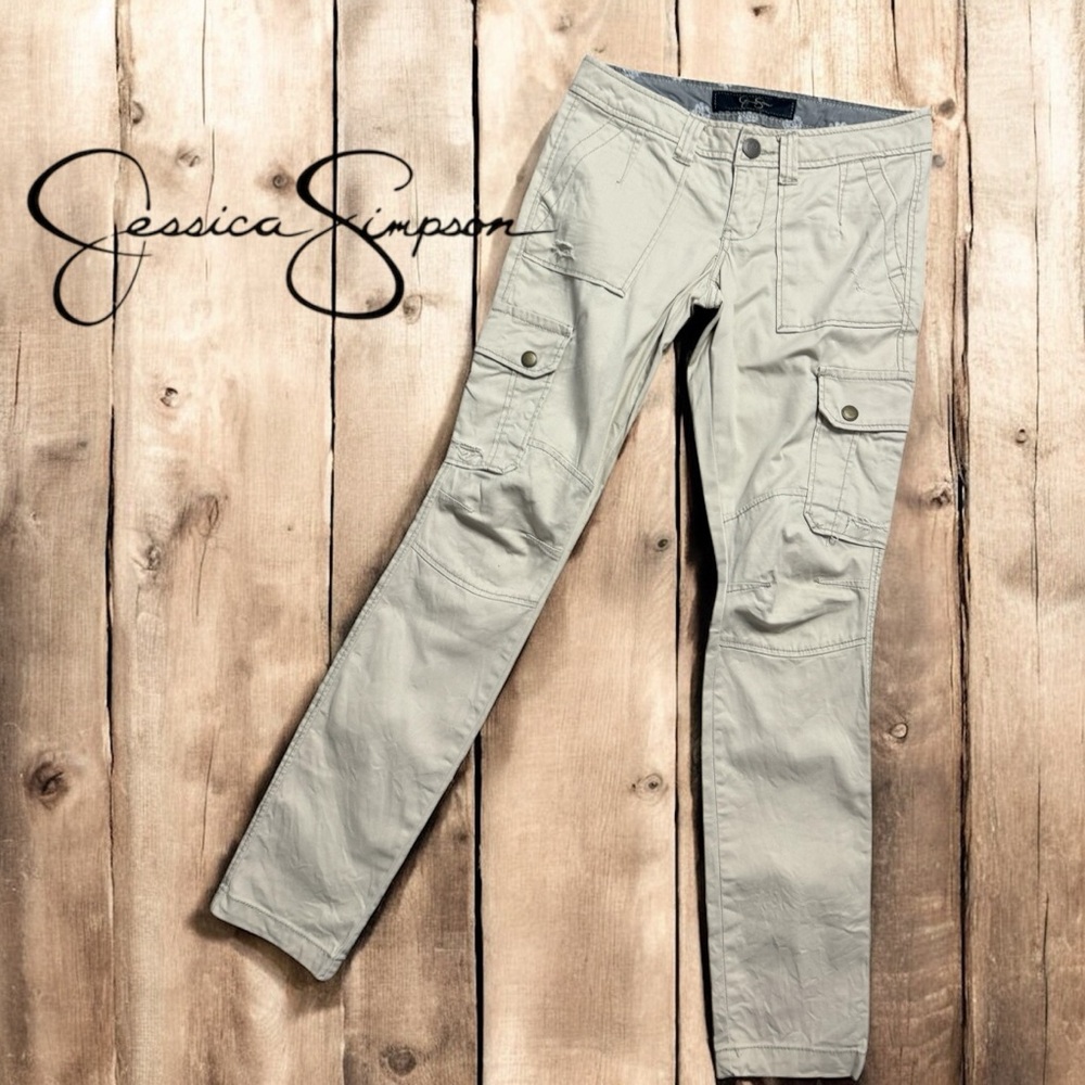Jessica Simpson distressed cargo pants